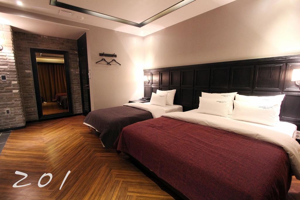 2 Heaven Hotel Lotte Waterpark Gimhae Dış mekan fotoğraf